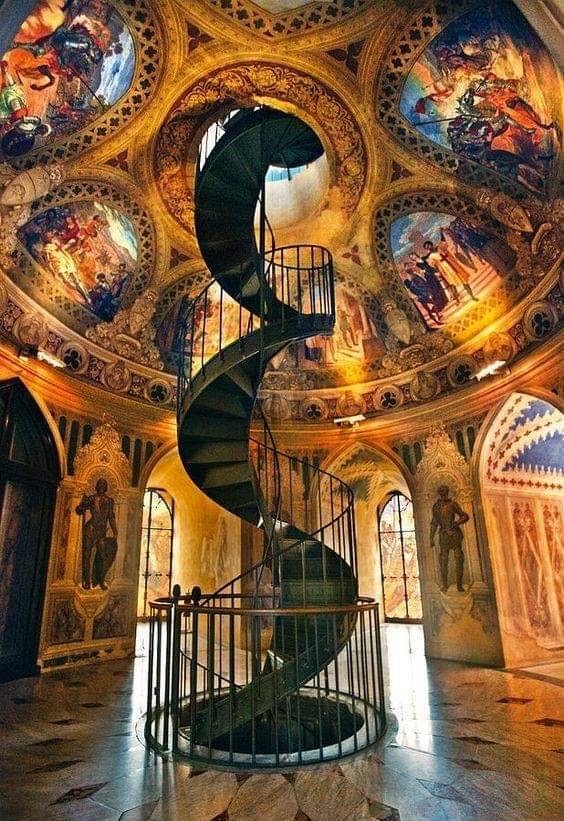 564x821, 111 Kb / Италия, вилла, лестница, винтовая лестница, интерьер, дизайн, архитектура