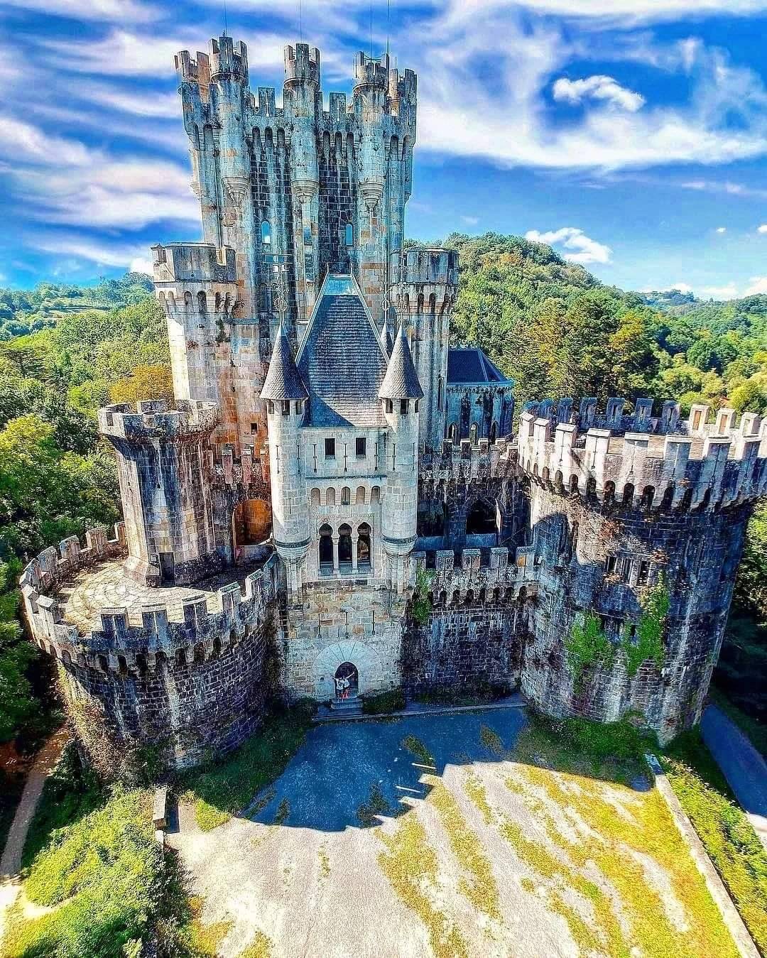 1080x1349, 416 Kb / Бутрон, замок, Испания, крепость