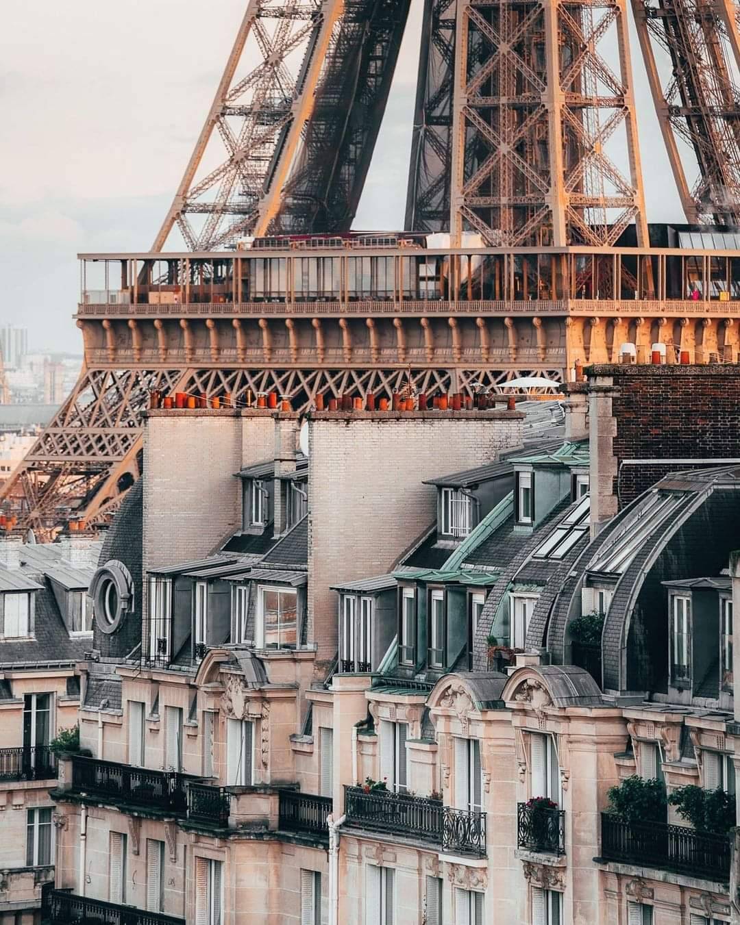 1080x1351, 255 Kb / Эйфелева башня, Франция, Париж