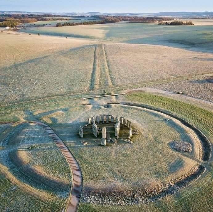 691x689, 90 Kb / Стоунхендж, камни, круг, Англия