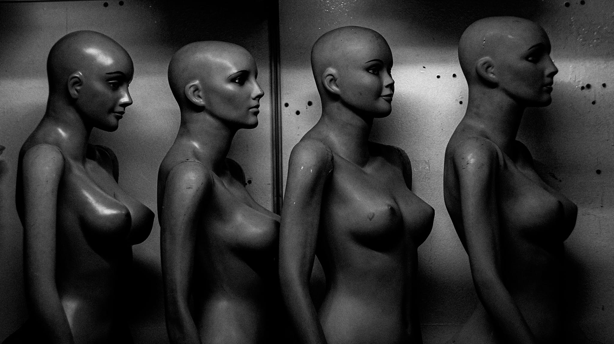 2048x1149, 332 Kb / манекены, Nexus 6