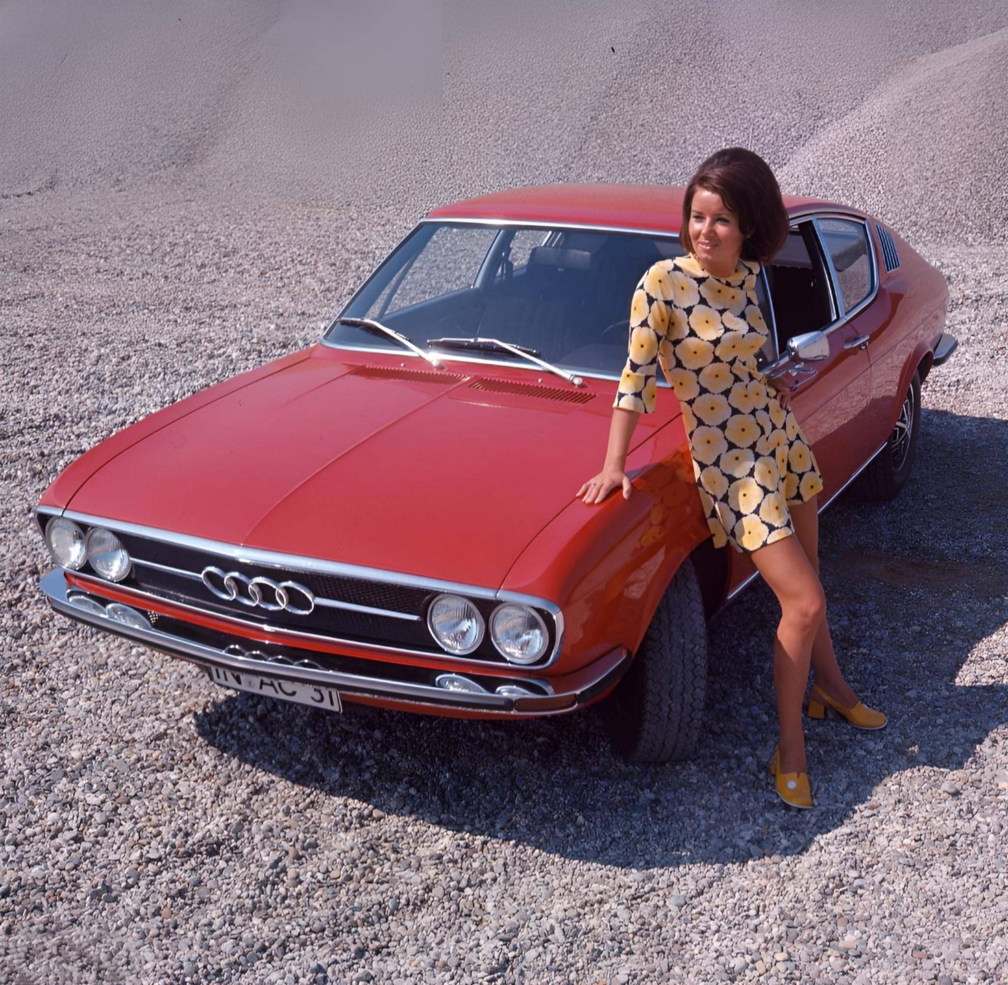 2048x2001, 533 Kb / автомобиль, классика, ретро, audi