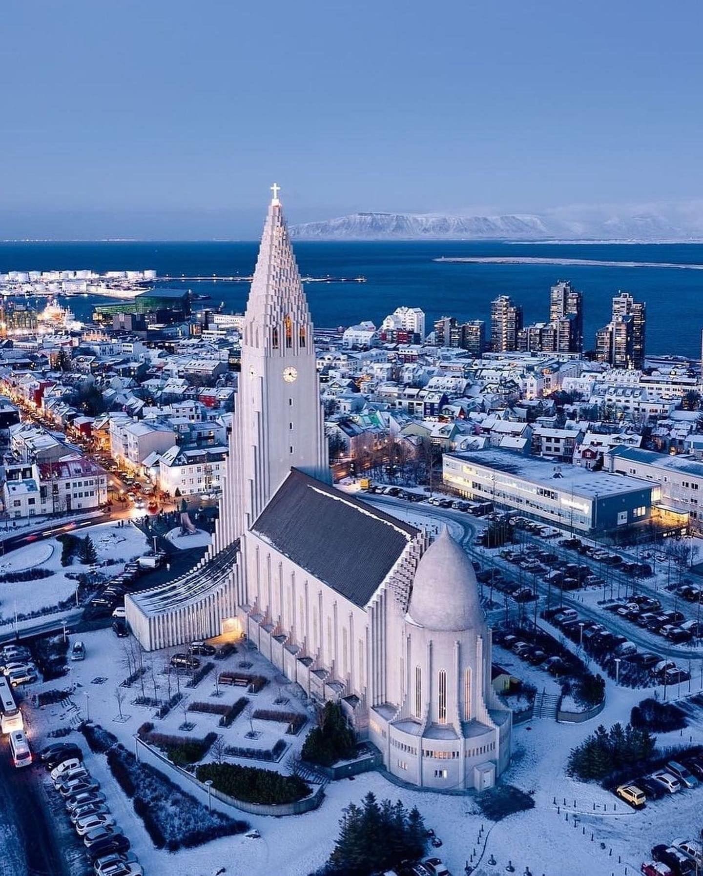 1440x1795, 473 Kb / Исландия, церковь, Рейкьявик