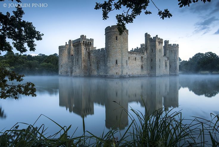 735x494, 74 Kb / Замок, Англия, отражение в воде, bodiam, бодиам