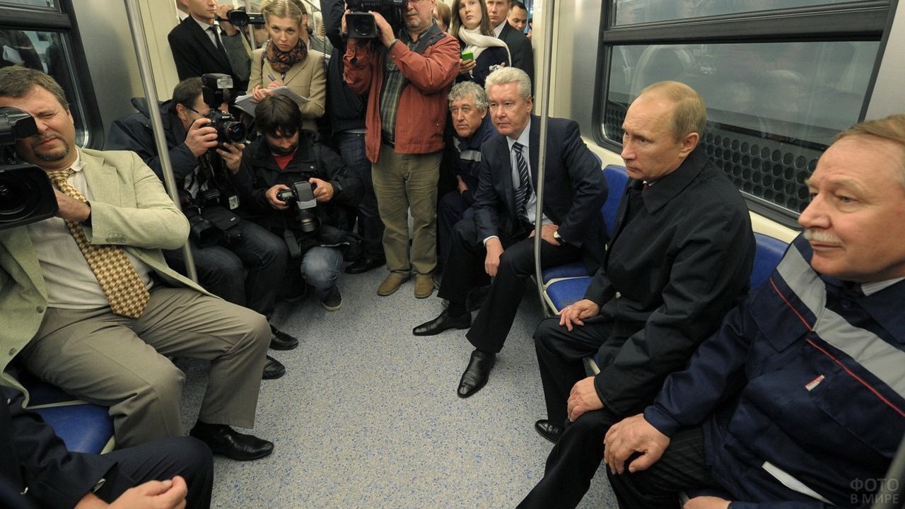 1280x720, 216 Kb / Путин, метро, Новокосино, вагон, президент, Москва, Собянин ,Скабеева