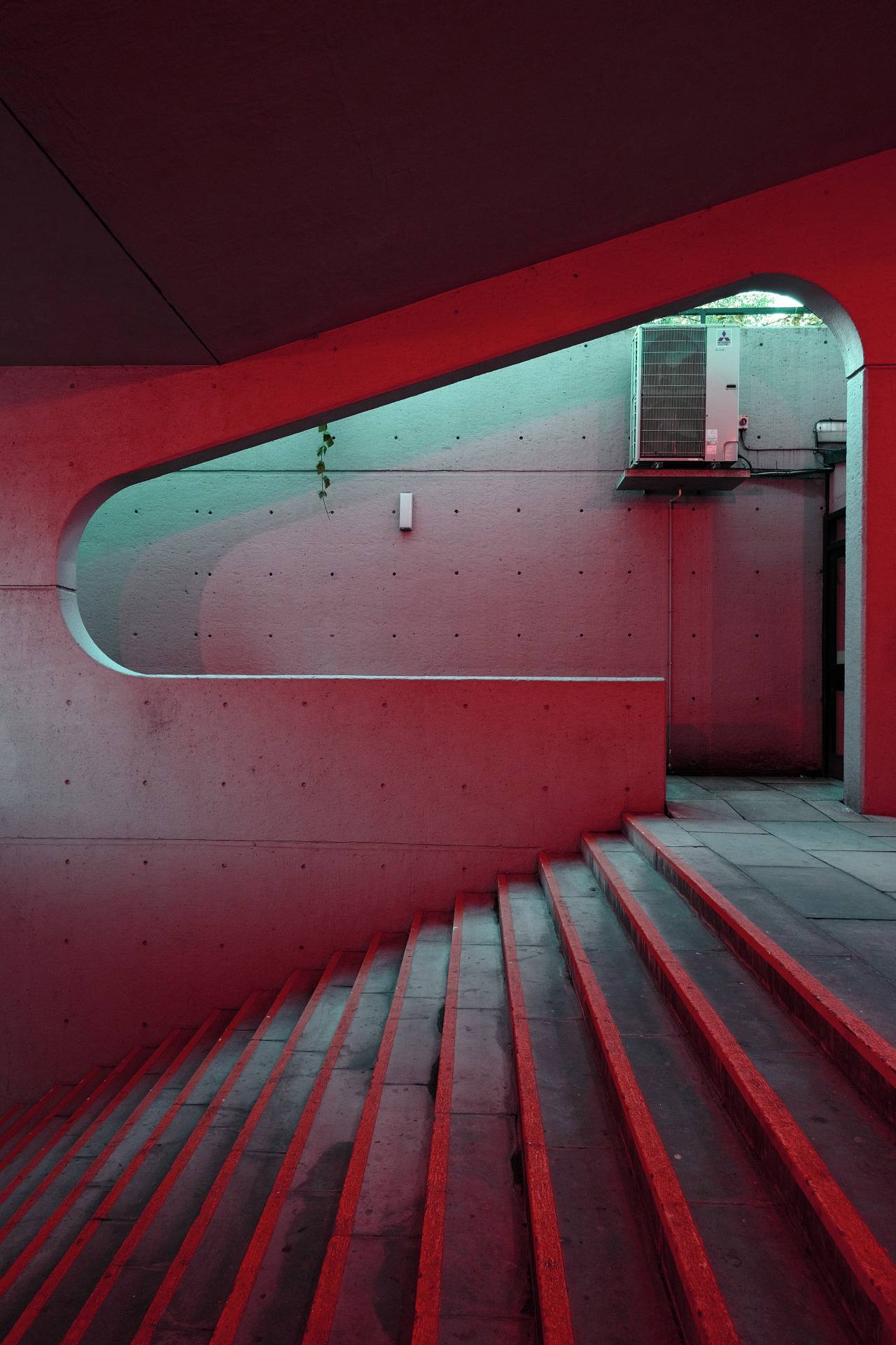 1280x1920, 222 Kb / Лестница, ступенька, кондиционер, архитектура