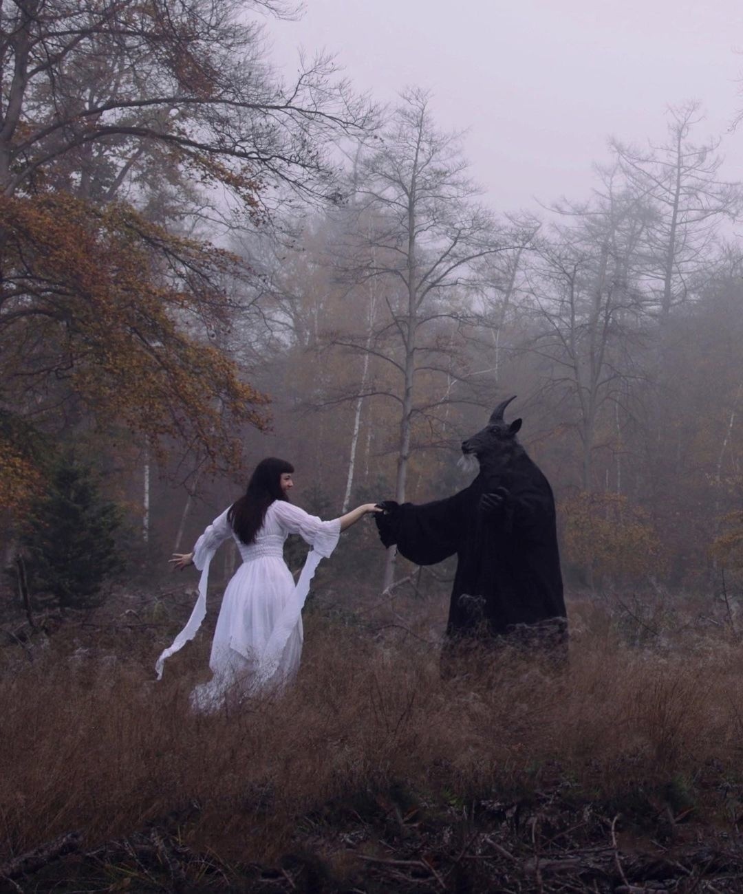 1080x1300, 372 Kb / двое, свидание, женщина, божество, Пан, рога, платье, лес, деревья