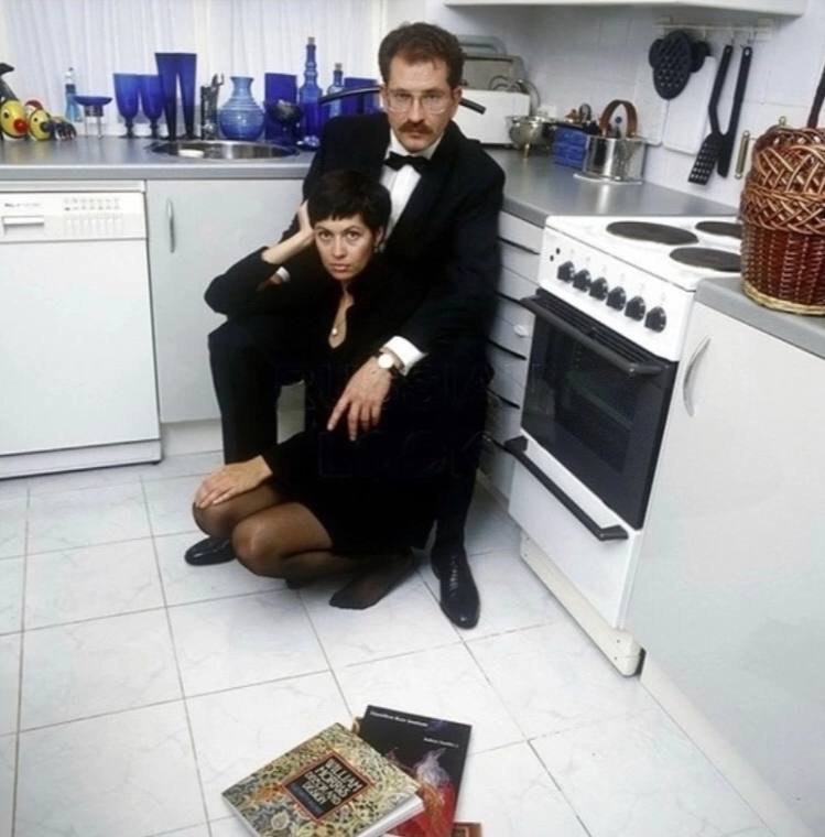 749x760, 65 Kb / Листьев, кухня, бабочка, пиджак, корзина, книги