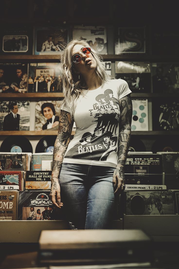 736x1104, 109 Kb / the beatles, тату, музыка, грампластинка, очки