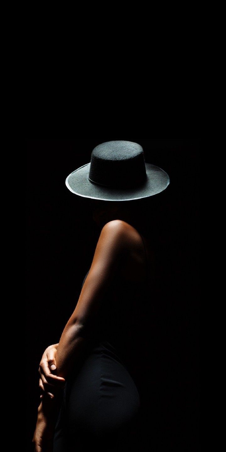 720x1440, 42 Kb / чёрный, шляпа, рука