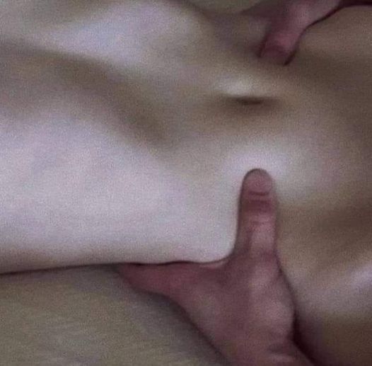 526x517, 31 Kb / талия, руки, BadBitch