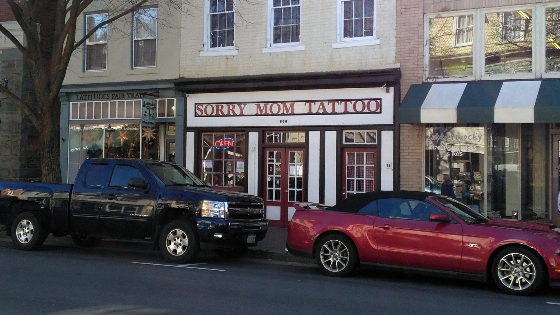 1920x1080, 359 Kb / тату-салон, sorry