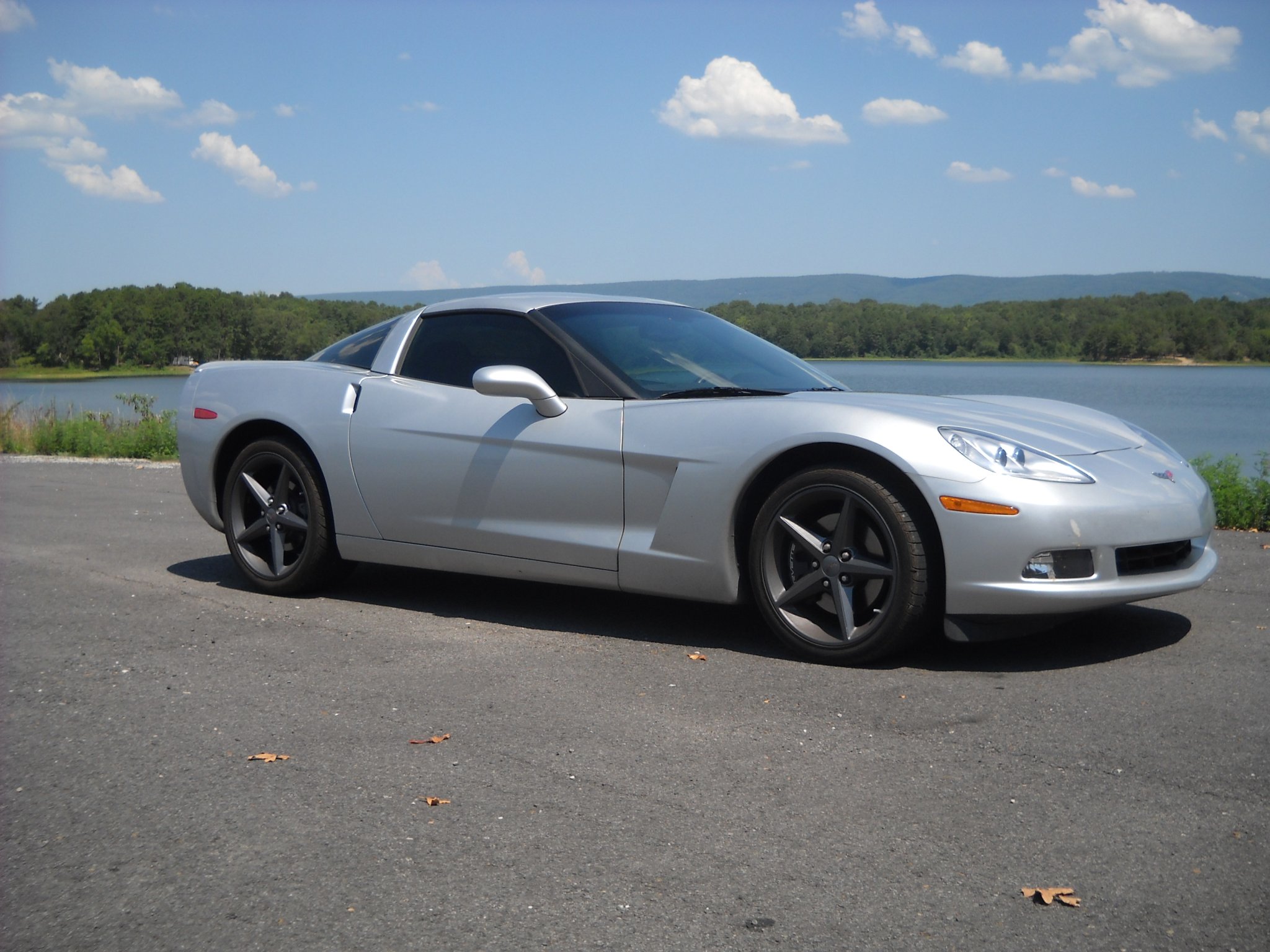 2048x1536, 385 Kb / автомобиль, Chevrolet Corvette