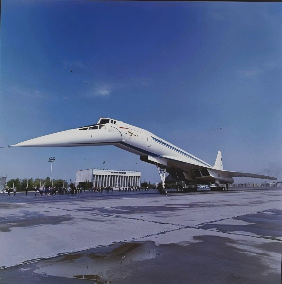 1194x1200, 120 Kb / Ту-144, самолет, СССР