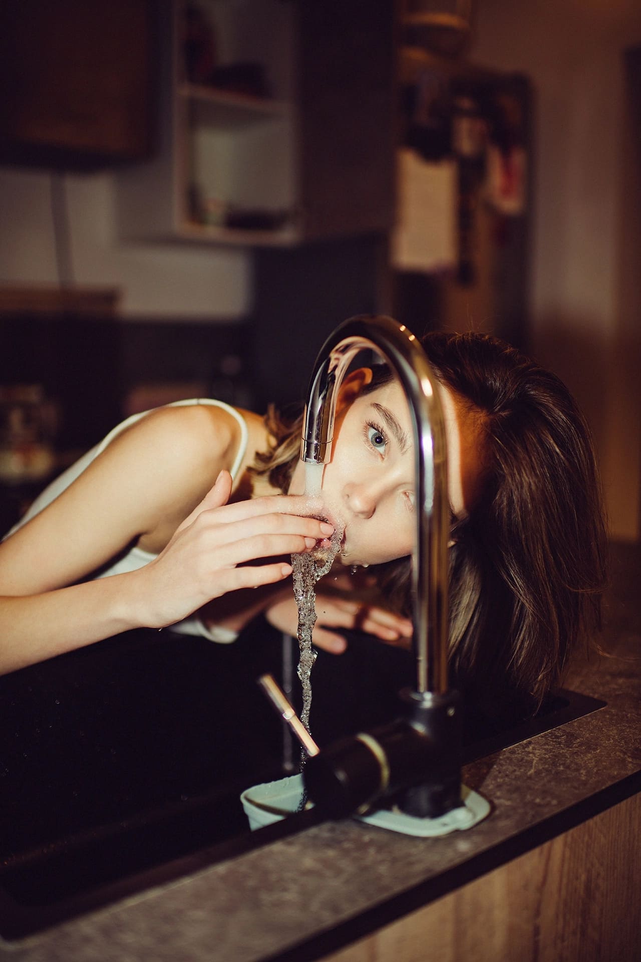 1280x1920, 139 Kb / Смеситель, вода