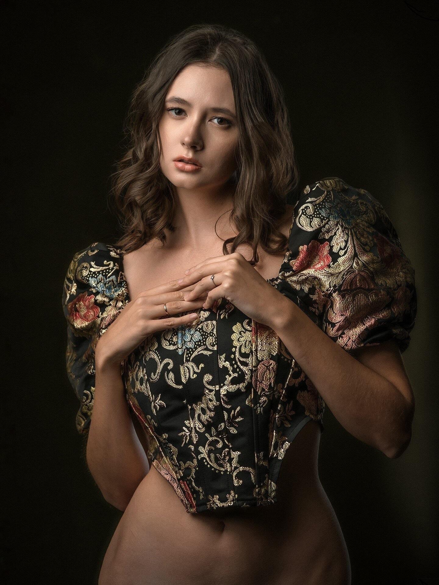 1440x1920, 454 Kb / лиф, локоны, кольца, Диана Шеметова