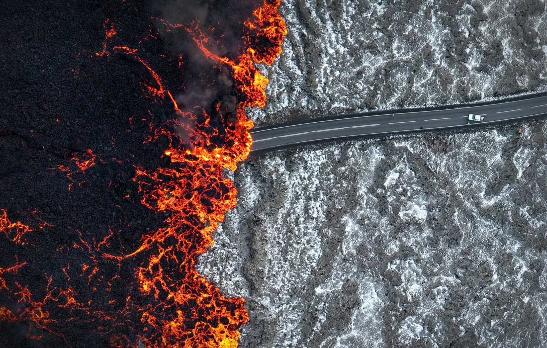 1100x700, 199 Kb / вулкан, лава, Исландия, дорога, Сундхнукур