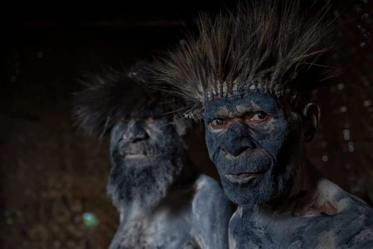 1200x801, 57 Kb / индеец, абориген, борода, парик, ободок