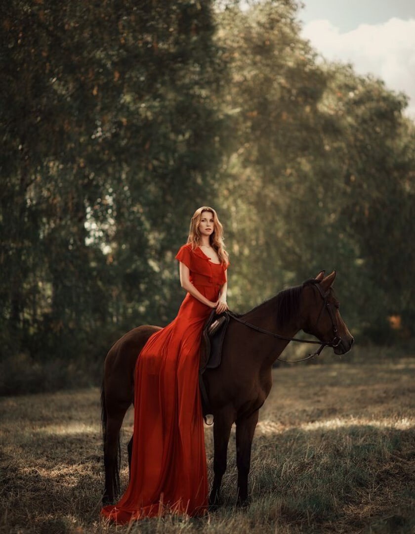 840x1080, 149 Kb / конь, женщина, платье, красное, лес