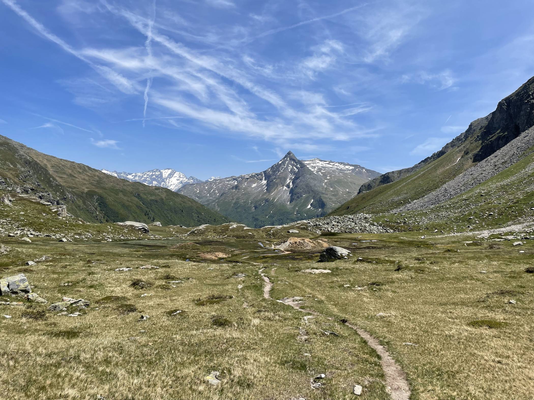 2100x1575, 623 Kb / Альпы, Горы, Вершина, Небо