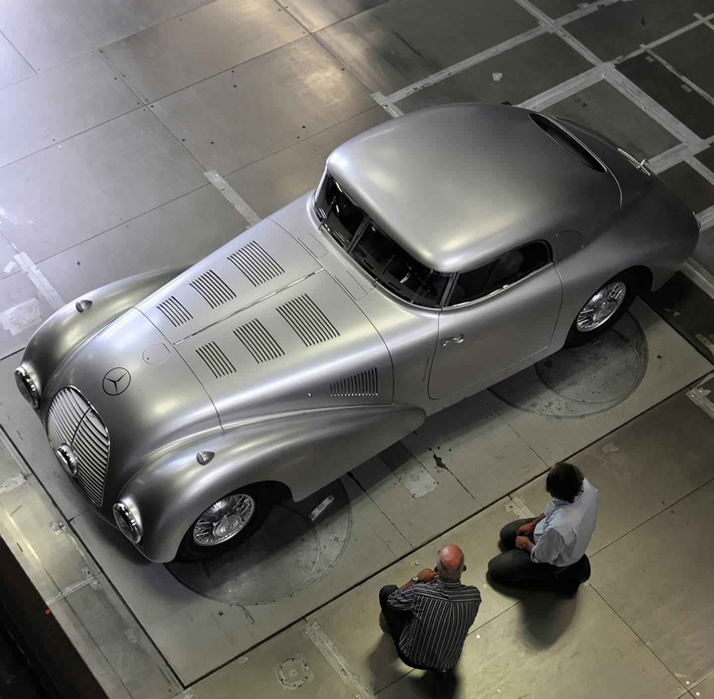 1440x1410, 131 Kb / автомобиль, классика, ретро, Mercedes-Benz, мерседес, Streamliner