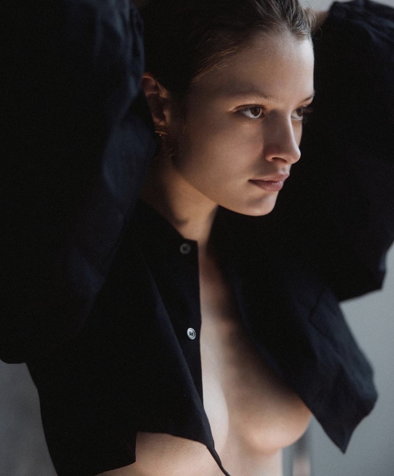 1290x1560, 356 Kb / рубашка, пуговица