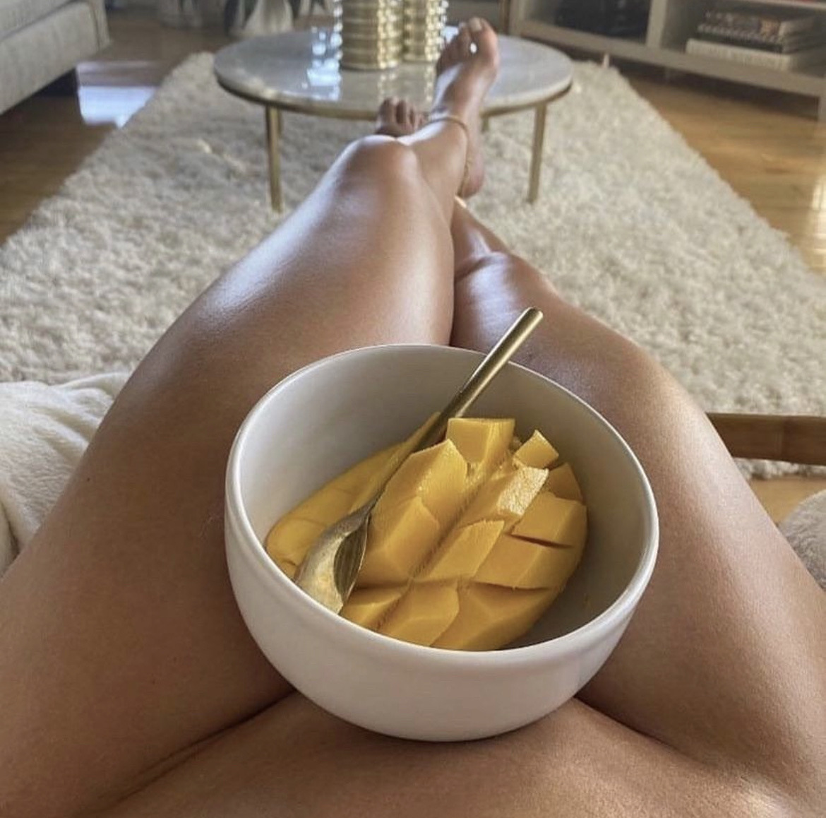 1170x1158, 253 Kb / Манго, тело, чашка, ложка