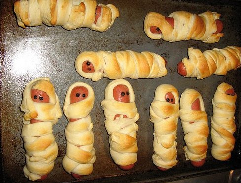 489x371, 65 Kb / сосиска, тесто, противень