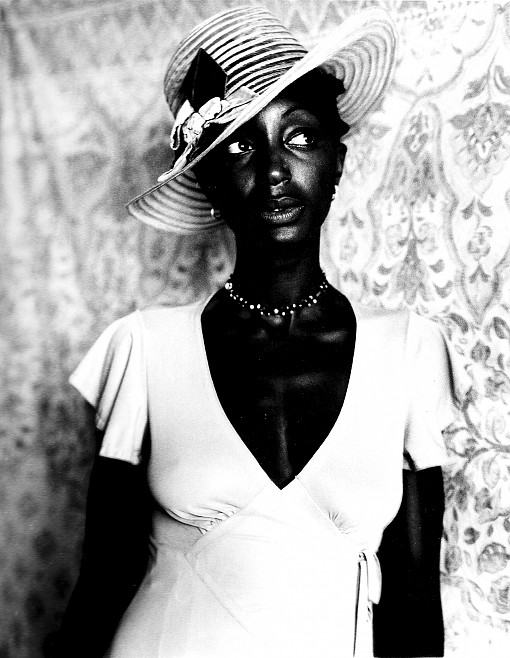 510x658, 90 Kb / Ramondetta, нигра