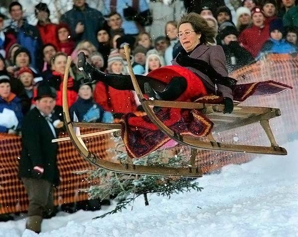 600x478, 60 Kb / сани, санки, полет