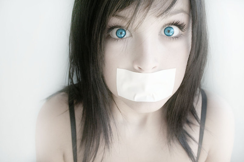 800x533, 55 Kb / девочка, глаза, скотч