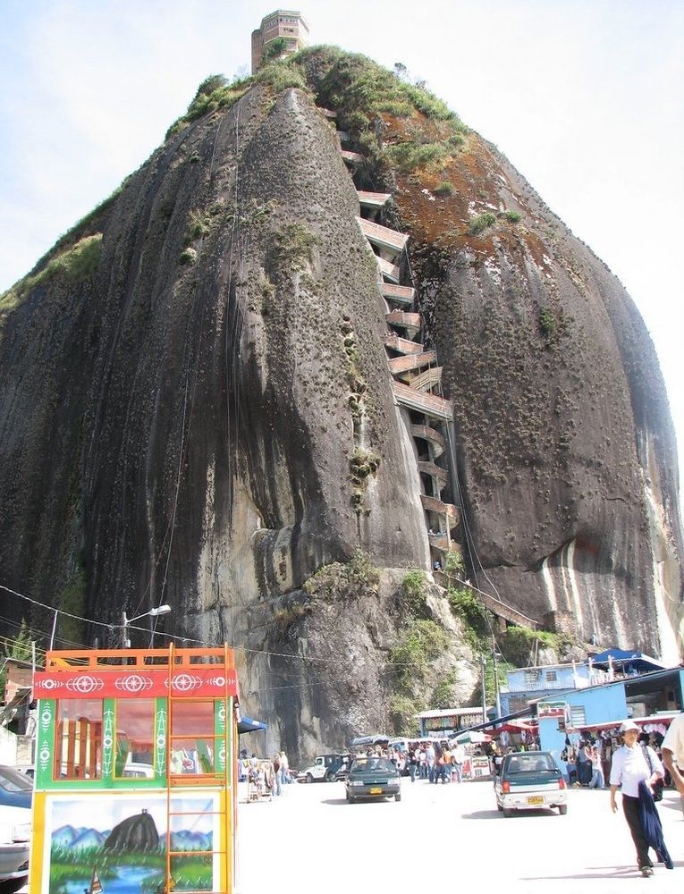 765x1000, 184 Kb / гора, лестница