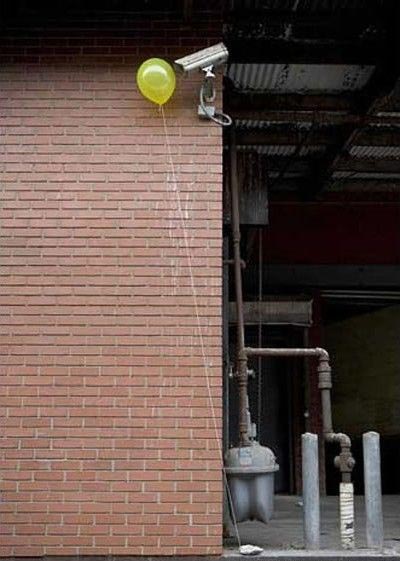 400x561, 68 Kb / камера, шарик, ограбление