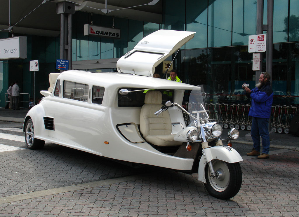 1024x744, 198 Kb / мотоцикл, лимузин