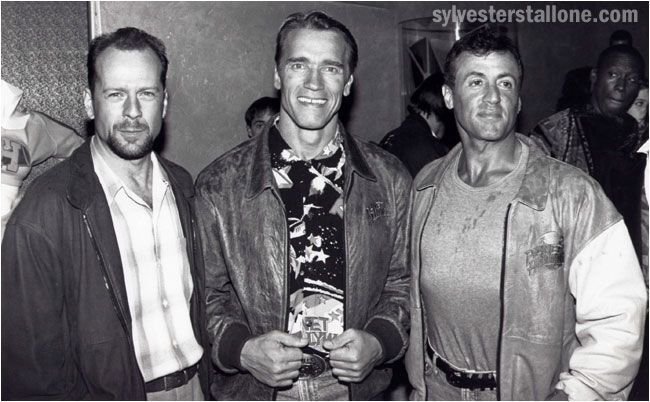 650x402, 59 Kb / брюс, Арнольд Шварценеггер, сильвестр сталлоне, ч/б