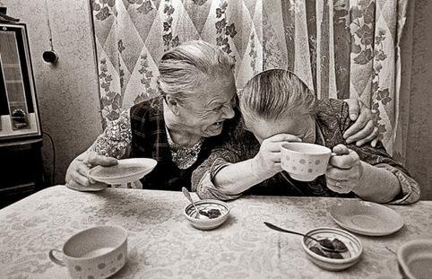 482x311, 51 Kb / бабки, чаепитие, радость