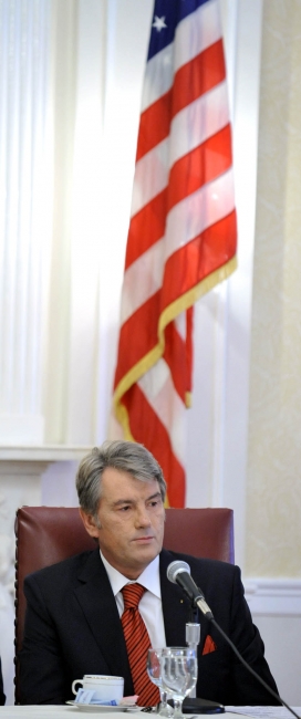 272x650, 98 Kb / ющенко, флаг, сша, президент