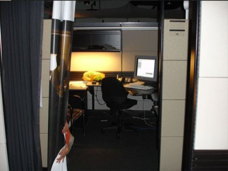 450x338, 27 Kb / комната, штора, компьютер, секрет