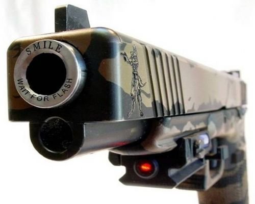 500x400, 25 Kb / пистолет