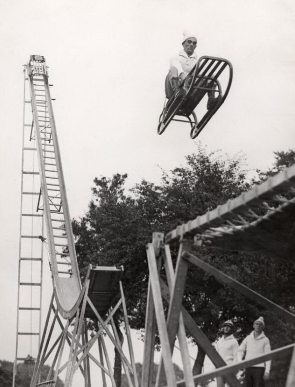 599x784, 100 Kb / санки, горка