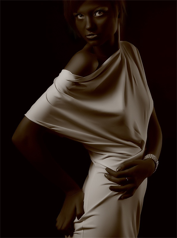 595x800, 102 Kb / девушка, негритянка