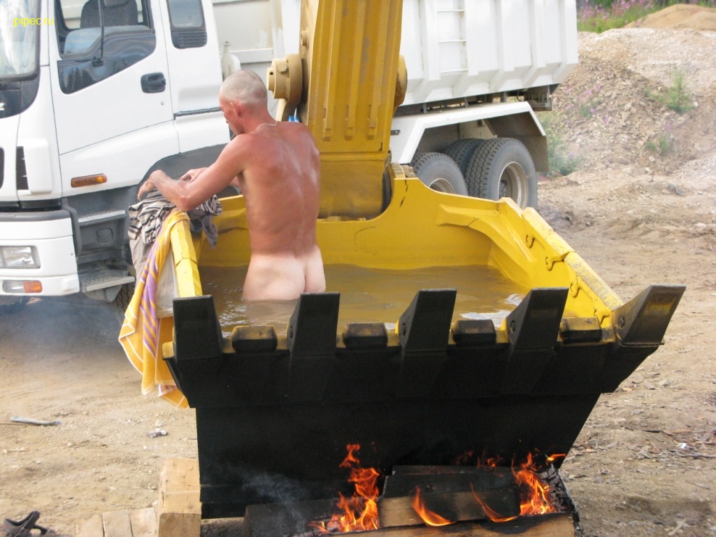 1024x768, 237 Kb / ванна, ковш, экскаватор