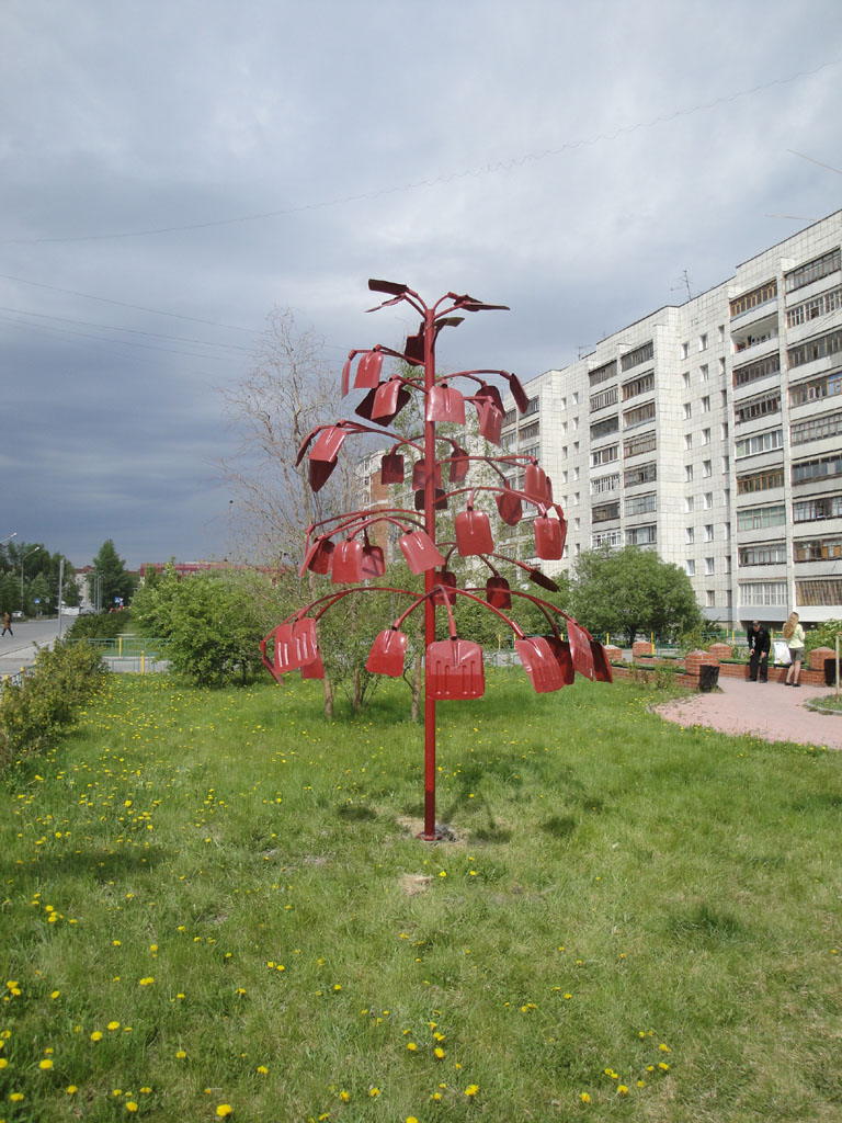 768x1024, 212 Kb / лопата, дерево