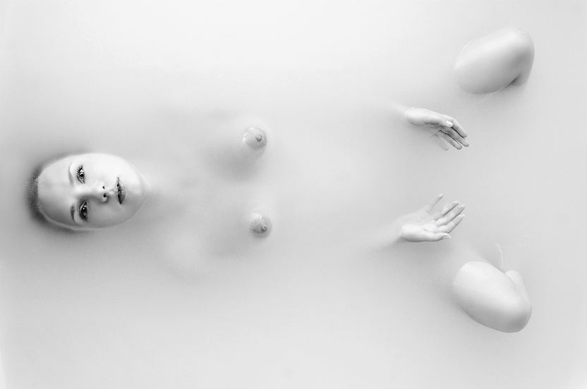 832x552, 131 Kb / Сиськи