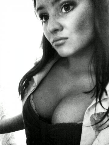 360x480, 28 Kb / ч\б, негатив