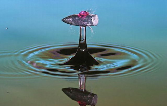 639x406, 43 Kb / капля, пуля, вода