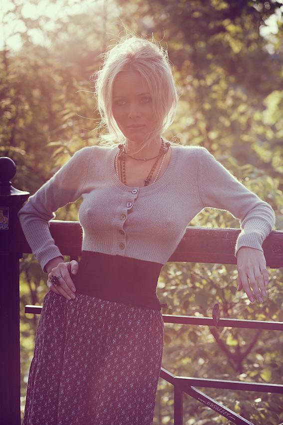 567x850, 79 Kb / блондинка