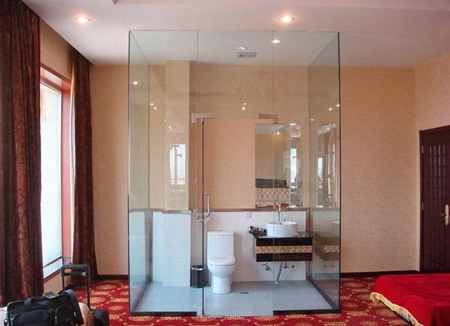 640x463, 57 Kb / номер, туалет