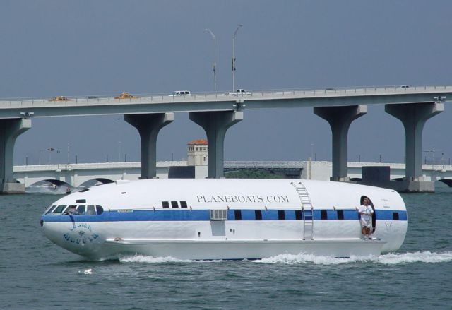 640x439, 46 Kb / корабль