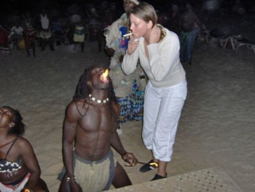 500x378, 40 Kb / сигарета, негр, представление